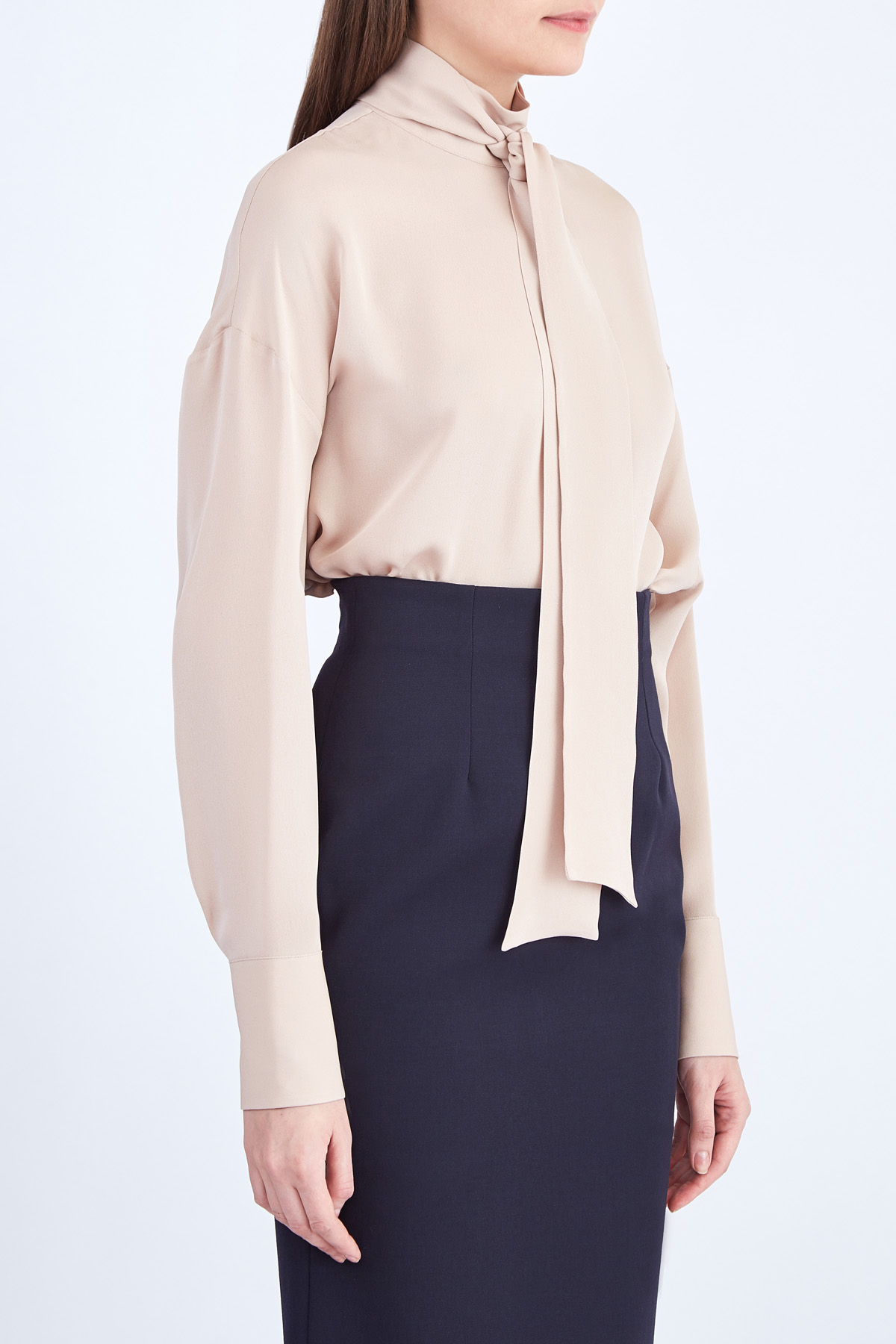 Блуза из шелка Cady Couture с лентами на вороте VALENTINO, цвет бежевый, размер 40;44 - фото 3
